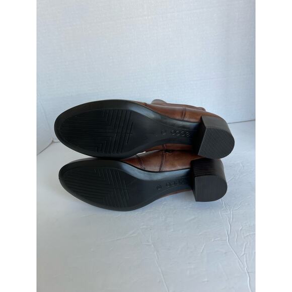NWOT ECCO Women Shape 35 Wrapped
Shaft Cognac Brown Leather Boot 11-11.5 EU 42 - Picture 10 of 11